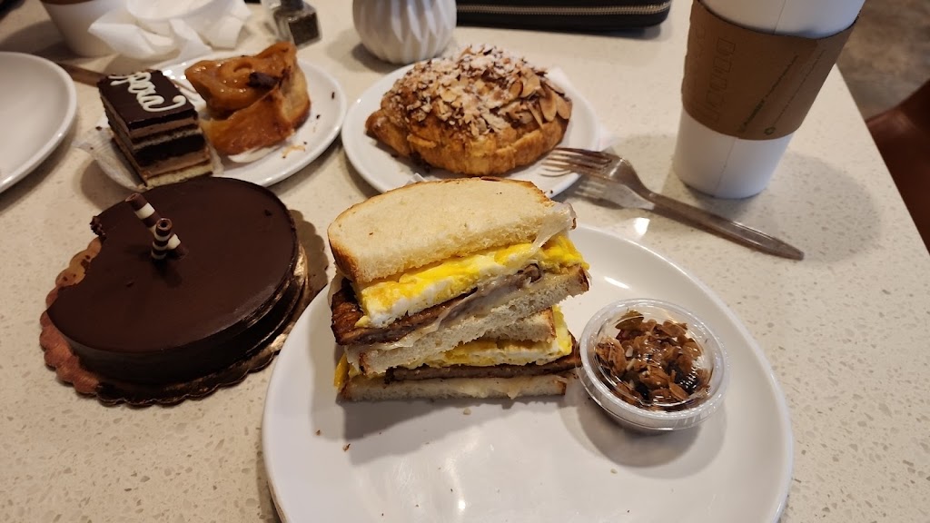 Edelweiss Bakery and Wine Bar | bakery | 16186 Main Ave SE #102, Prior Lake, MN 55372, USA | 9524402773 OR +1 952-440-2773