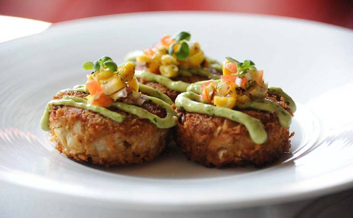 Crossroads Kitchen | restaurant | 8284 Melrose Ave, Los Angeles, CA 90046, USA | 3237829245 OR +1 323-782-9245