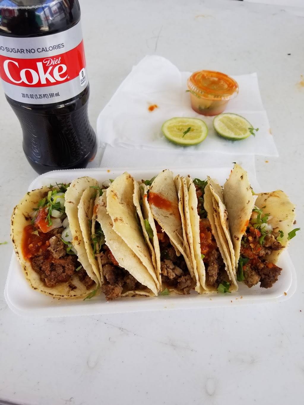 La Michoacana | restaurant | 1725 W Memorial Blvd, Lakeland, FL 33815, USA | 8636880616 OR +1 863-688-0616