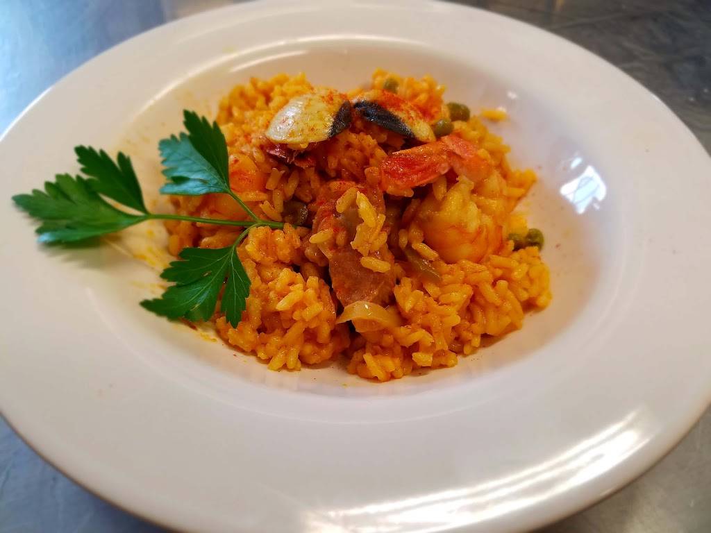 CAZADORA RESTAURANTE | restaurant | 70 W Stockton St, Sonora, CA 95370, USA | 2095324000 OR +1 209-532-4000