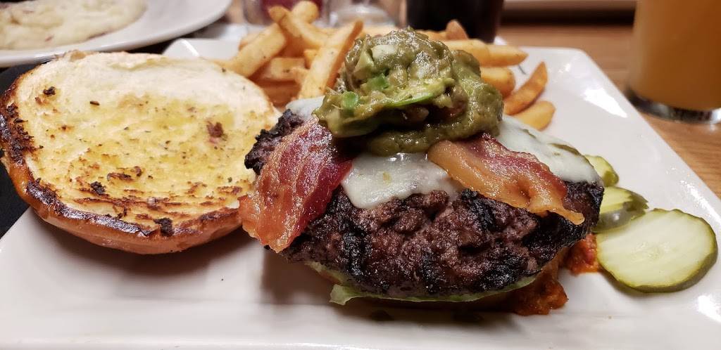 Rock Bottom Restaurant & Brewery | restaurant | 1864 Victory Circle Bldg K, Daytona Beach, FL 32114, USA | 3865168322 OR +1 386-516-8322