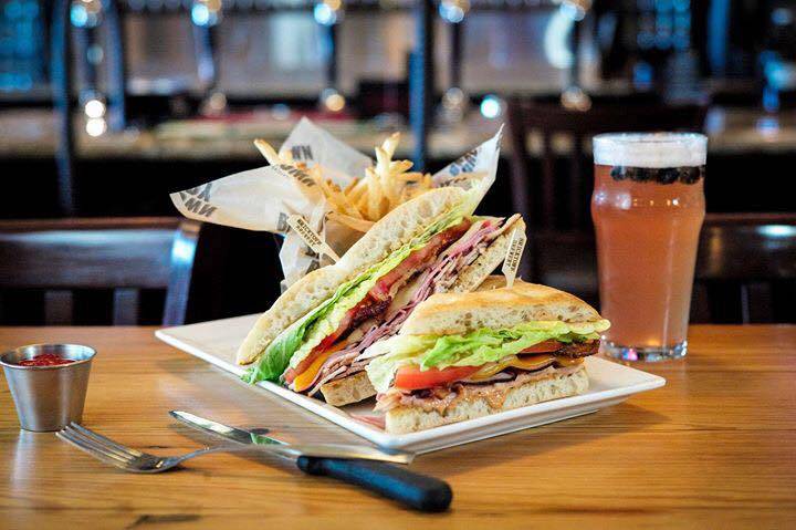 Bricktown Brewery Lawton | restaurant | 45 NW 2nd St, Lawton, OK 73501, USA | 5802978688 OR +1 580-297-8688