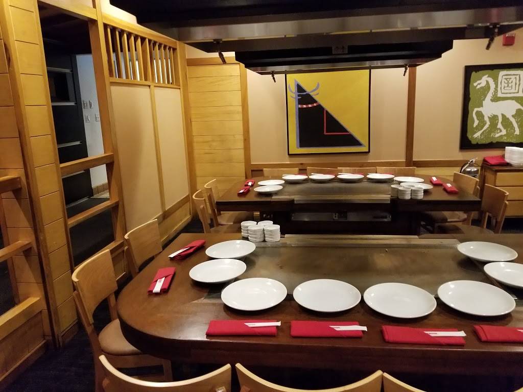 Benihana | restaurant | 21150 Haggerty Rd, Novi, MI 48375, USA | 2483487900 OR +1 248-348-7900