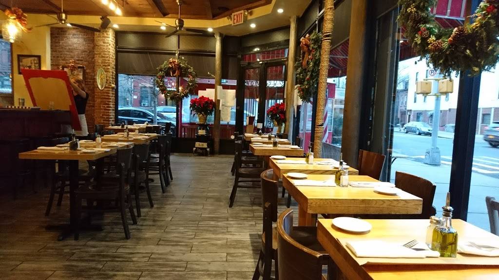 Giovannis Brooklyn Eats | meal delivery | 1657 8th Ave, Brooklyn, NY 11215, USA | 7187888001 OR +1 718-788-8001