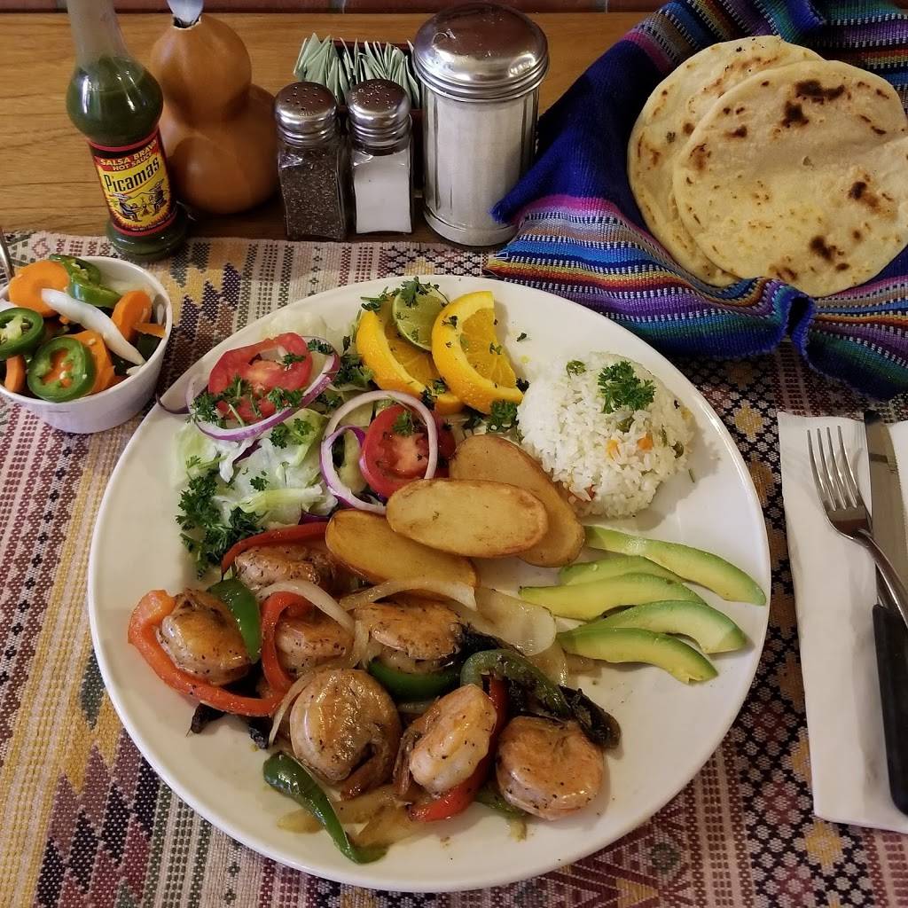 Restaurante Amalias | restaurant | 11541 Sherman Way, North Hollywood, CA 91605, USA | 8185034511 OR +1 818-503-4511