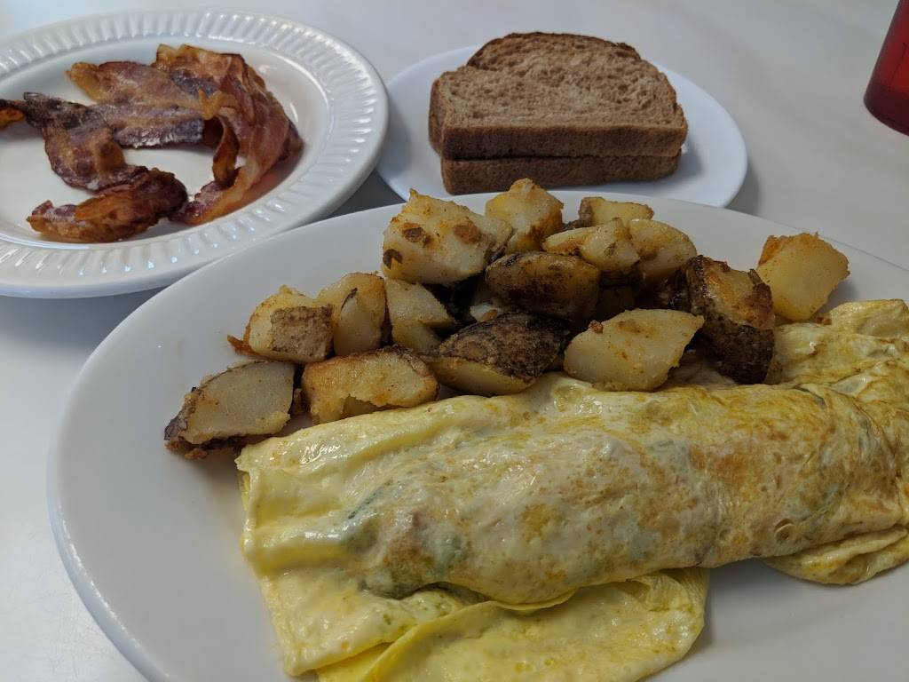 Good Eats Diner | restaurant | 6364, 1200 Deltona Blvd, Deltona, FL 32725, USA | 3865747477 OR +1 386-574-7477