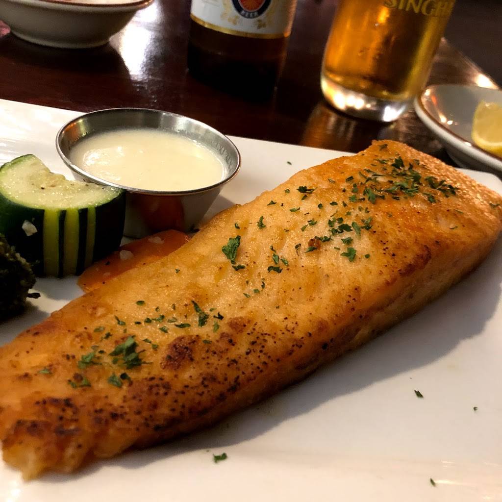 Little Whale Seafood | restaurant | 716 Magnolia Ave, Millbrae, CA 94030, USA | 6506974004 OR +1 650-697-4004