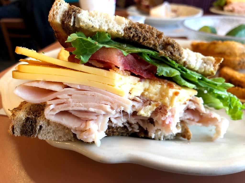 Reins New York Style Deli | restaurant | 435 Hartford Turnpike, Vernon, CT 06066, USA | 8608751344 OR +1 860-875-1344