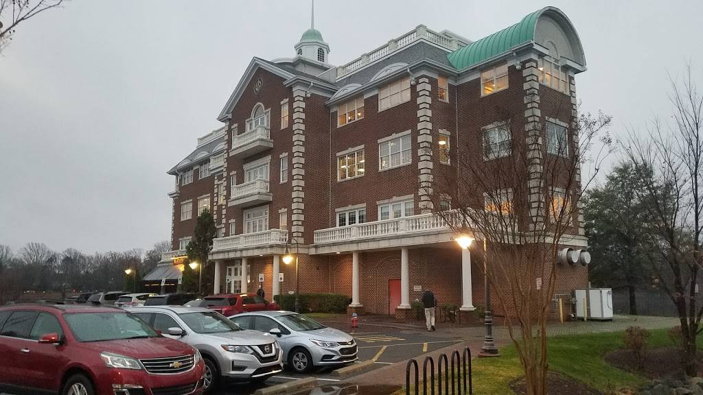 McGlynns Pub | restaurant | 800 N State St, Dover, DE 19901, USA | 3026740144 OR +1 302-674-0144