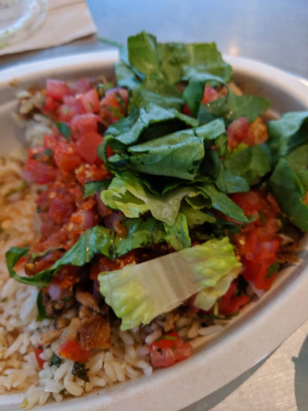Chipotle Mexican Grill | restaurant | 1211 E St Louis St, Springfield, MO 65802, USA | 4178312159 OR +1 417-831-2159