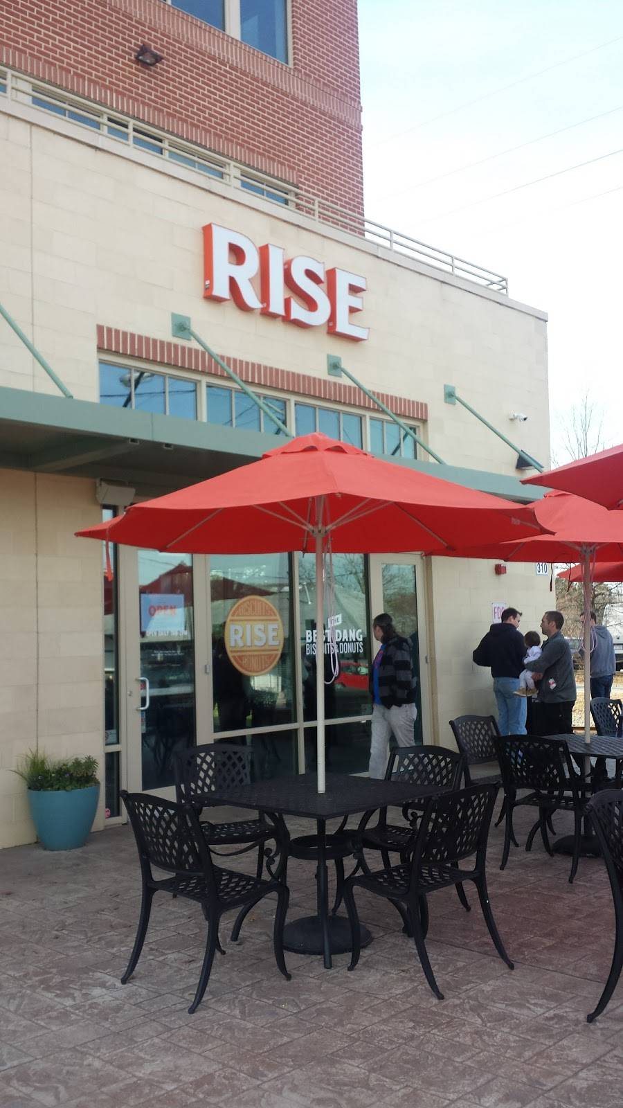 Rise Carrboro | restaurant | 310 E W Main St, Carrboro, NC 27510, USA | 9199295115 OR +1 919-929-5115