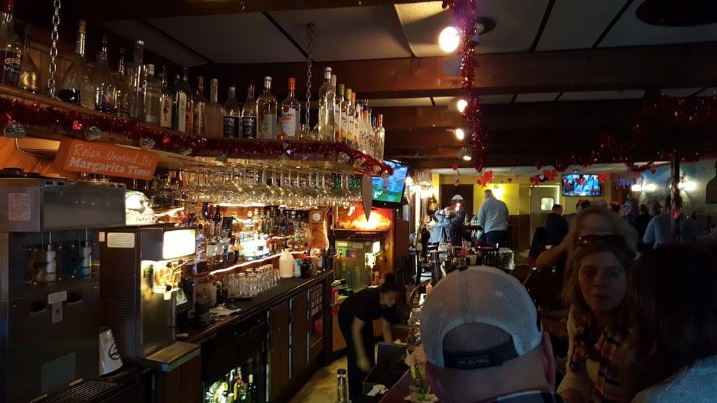 Fiesta Cancun Mexican Restaurant & Cantina | restaurant | 159 E Wisconsin Ave, Oconomowoc, WI 53066, USA | 2625699740 OR +1 262-569-9740