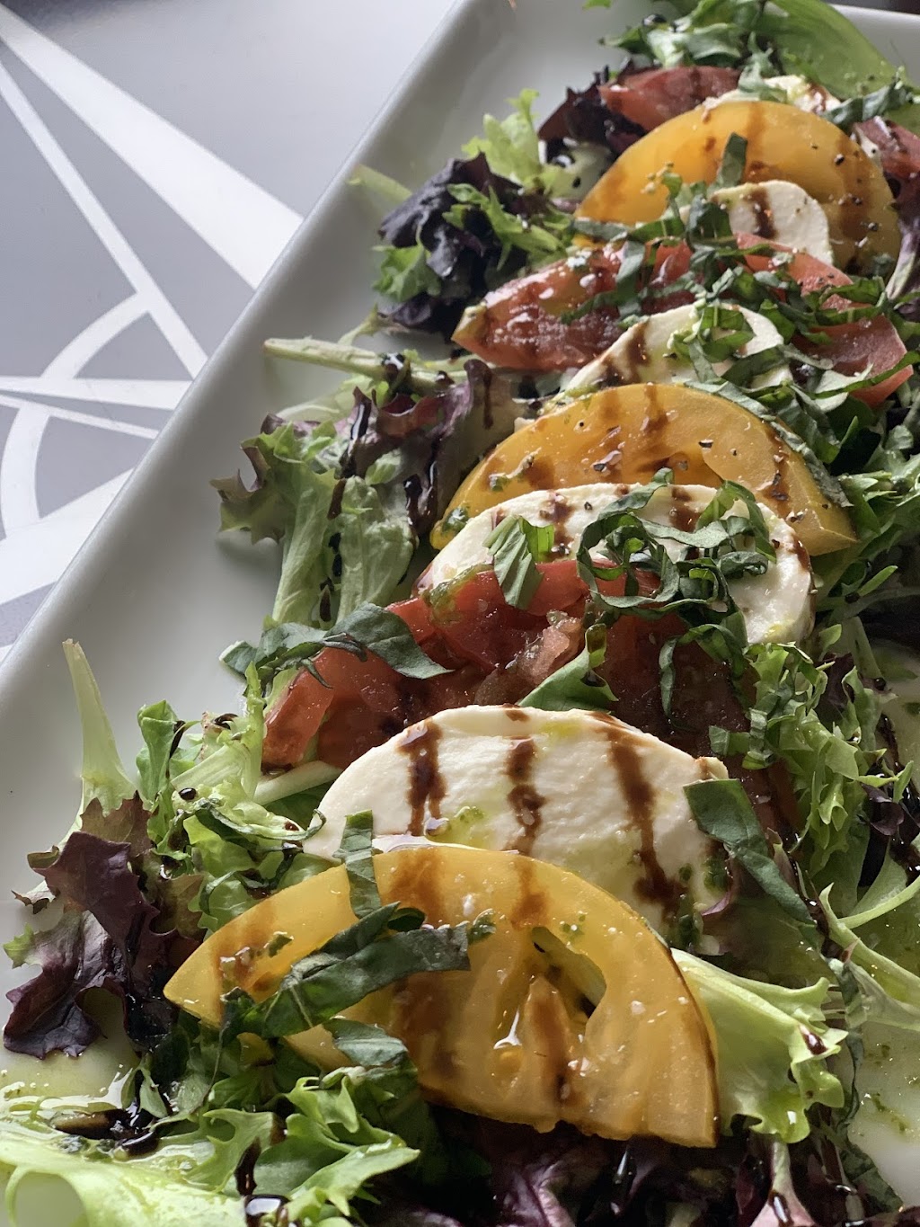 Beach House Bar & Grille | restaurant | 8375 Gulf Blvd, Navarre, FL 32566, USA | 8506846022 OR +1 850-684-6022