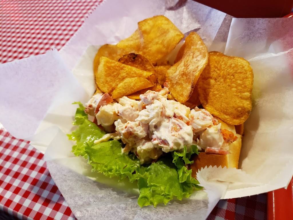 Pemaquid Seafood | restaurant | 32 Co-Op Rd, Pemaquid, ME 04558, USA | 2076772642 OR +1 207-677-2642