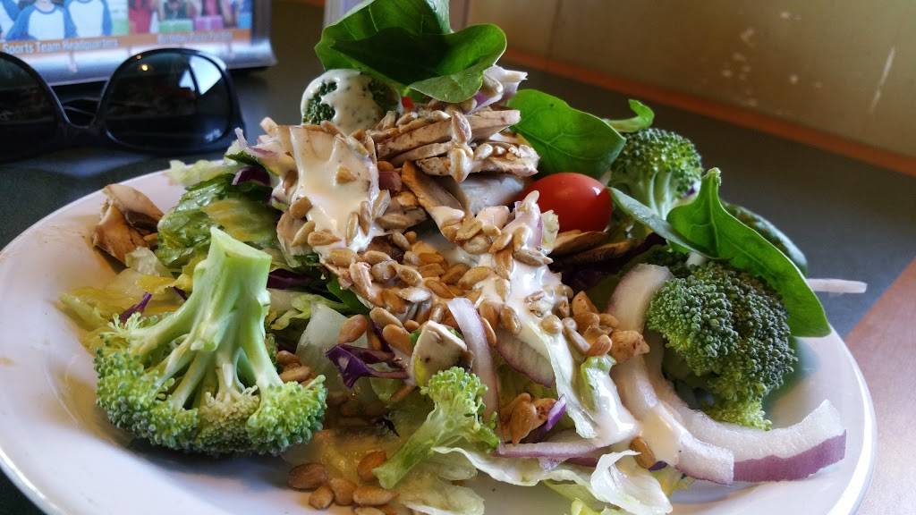 Round Table Pizza | meal delivery | 398 Florin Rd, Sacramento, CA 95831, USA | 9163950507 OR +1 916-395-0507