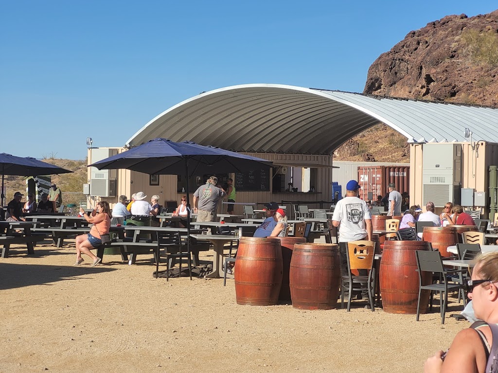 Bunker Bar | restaurant | 6942 N Thirsty Lizard Rd, Lake Havasu City, AZ 86404, USA | 9288548793 OR +1 928-854-8793