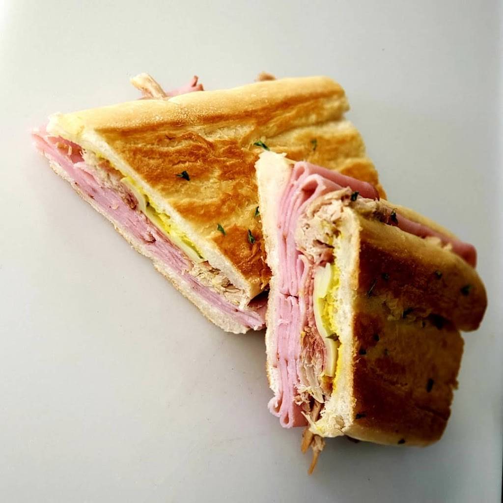 Cocos Food Truck | restaurant | 4210 E, US-92, Plant City, FL 33566, USA | 8139439663 OR +1 813-943-9663