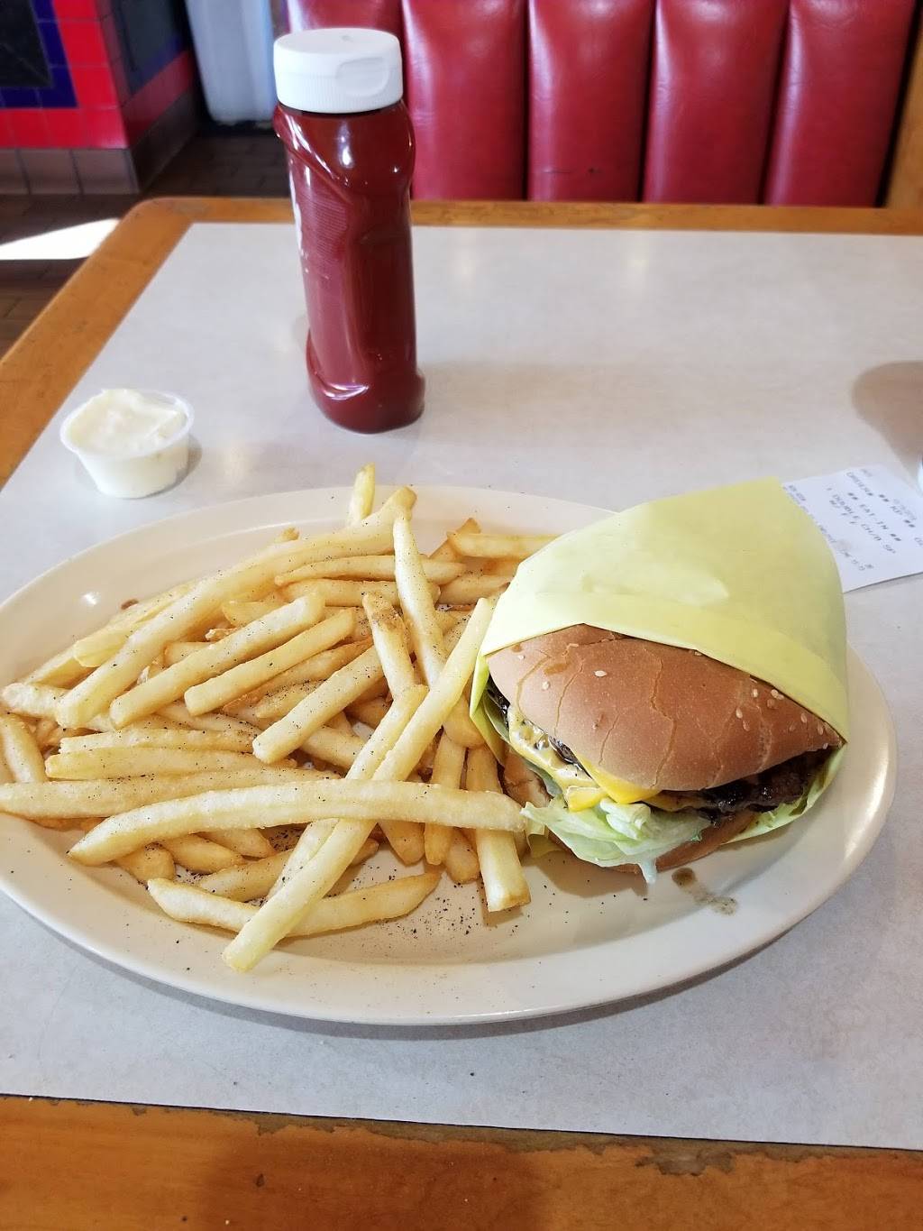 Cowboy Burgers & BBQ Inc | meal takeaway | 11673 S Etiwanda Ave, Fontana, CA 92337, USA | 9516812020 OR +1 951-681-2020