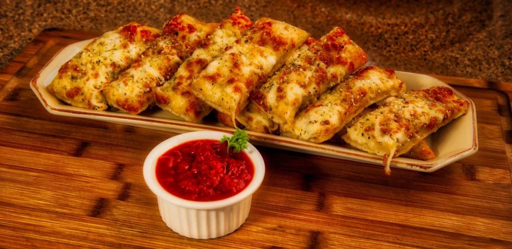 Pats Pizzeria | restaurant | 19 NY-31, Lyons, NY 14489, USA | 3159464500 OR +1 315-946-4500