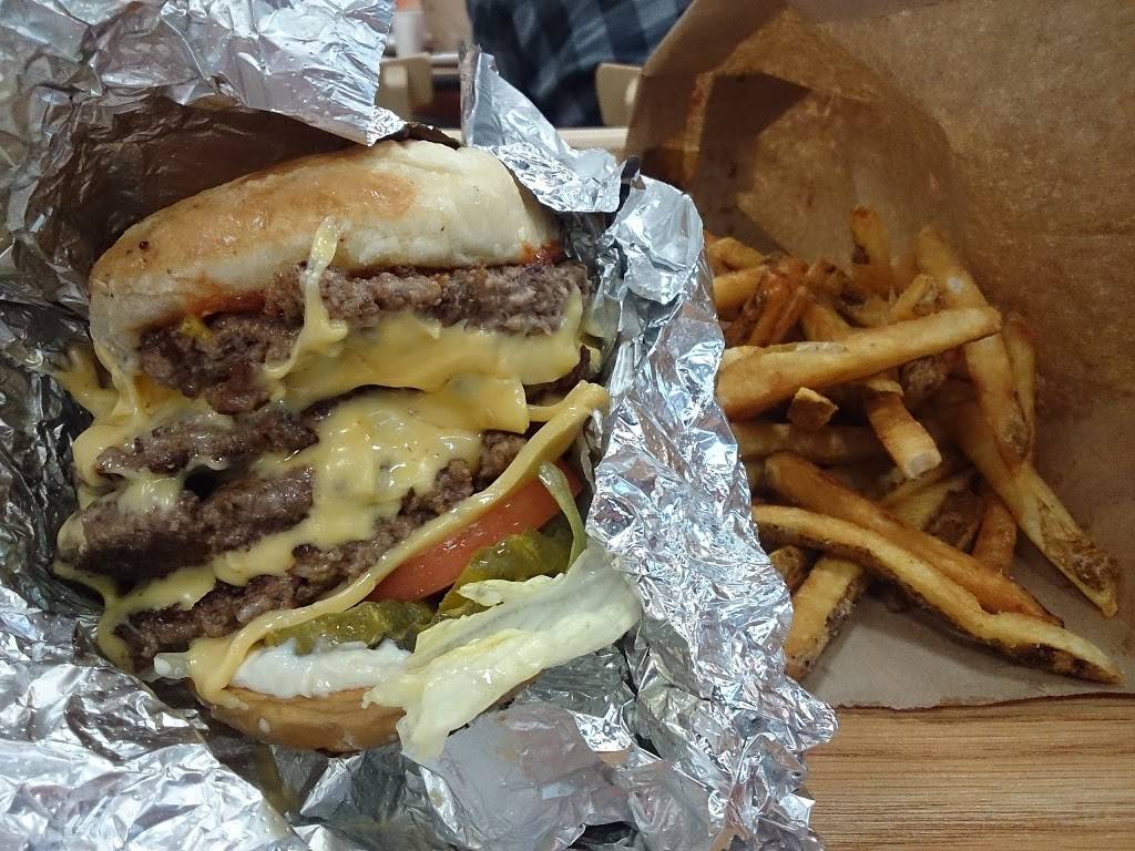 Five Guys | meal takeaway | 11674 Plaza America Dr, Reston, VA 20190, USA | 7037071695 OR +1 703-707-1695