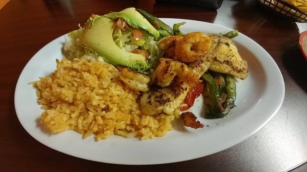 EL RANCHITO | restaurant | 273 N State St 1 Floor, Lyons, GA 30436, USA | 9125269280 OR +1 912-526-9280