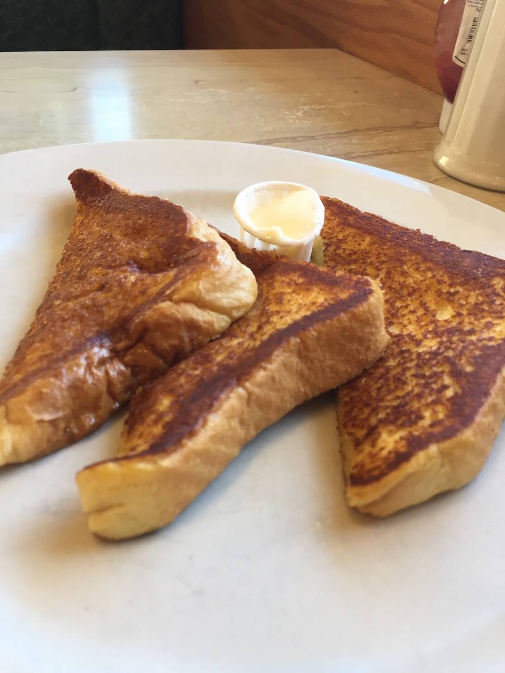 The Plaza Diner | restaurant | 126 Bloomfield Ave, Bloomfield, NJ 07003, USA | 9737483646 OR +1 973-748-3646