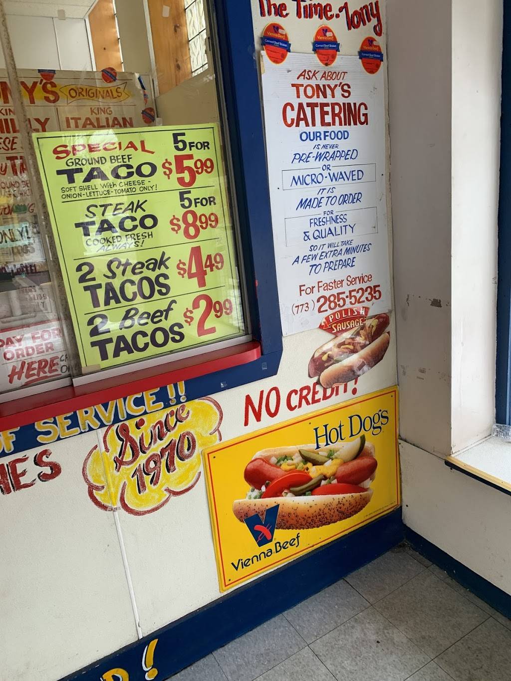 Tonys Carryouts | restaurant | 101 E 47th St, Chicago, IL 60653, USA | 7732855235 OR +1 773-285-5235