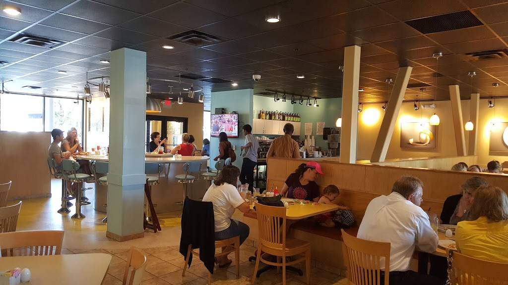 Wild Eggs | restaurant | 153 S English Station Rd, Louisville, KY 40245, USA | 5026183449 OR +1 502-618-3449