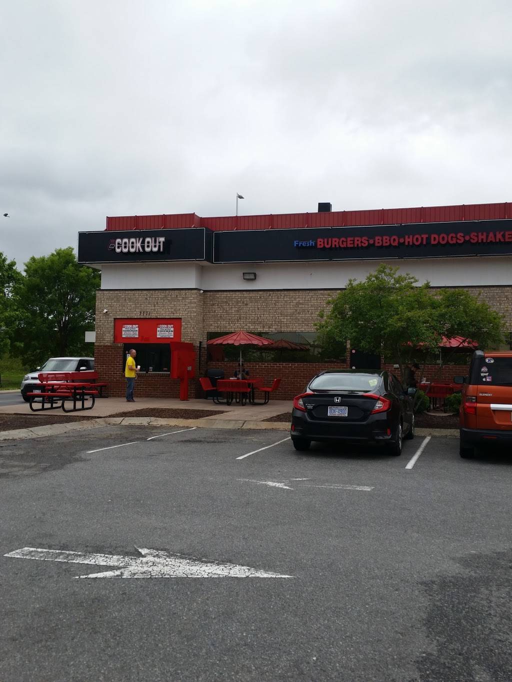 Cook Out | restaurant | 7771 Gateway Ln NW, Concord, NC 28027, USA | 7049791262 OR +1 704-979-1262