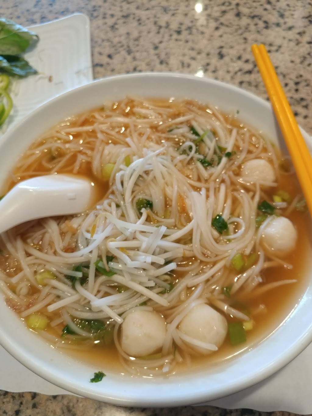 Pho Barclay Restaurant | restaurant | 65 Barclay Farms Shopping Center, Cherry Hill, NJ 08034, USA | 8562168050 OR +1 856-216-8050