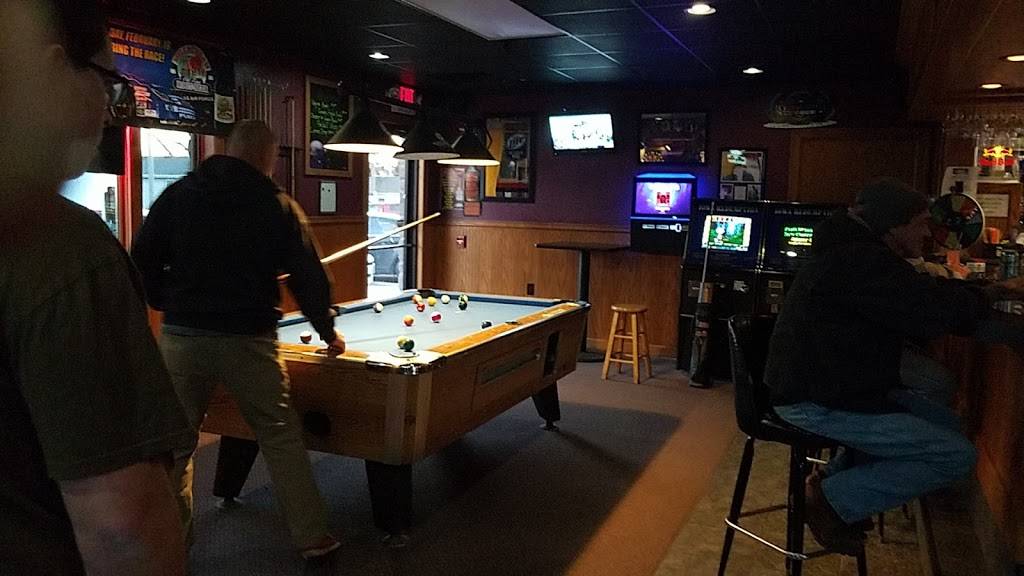 Team 36 Bar & Grill | restaurant | 101 2nd St NW, Mitchellville, IA 50169, USA | 5159570360 OR +1 515-957-0360