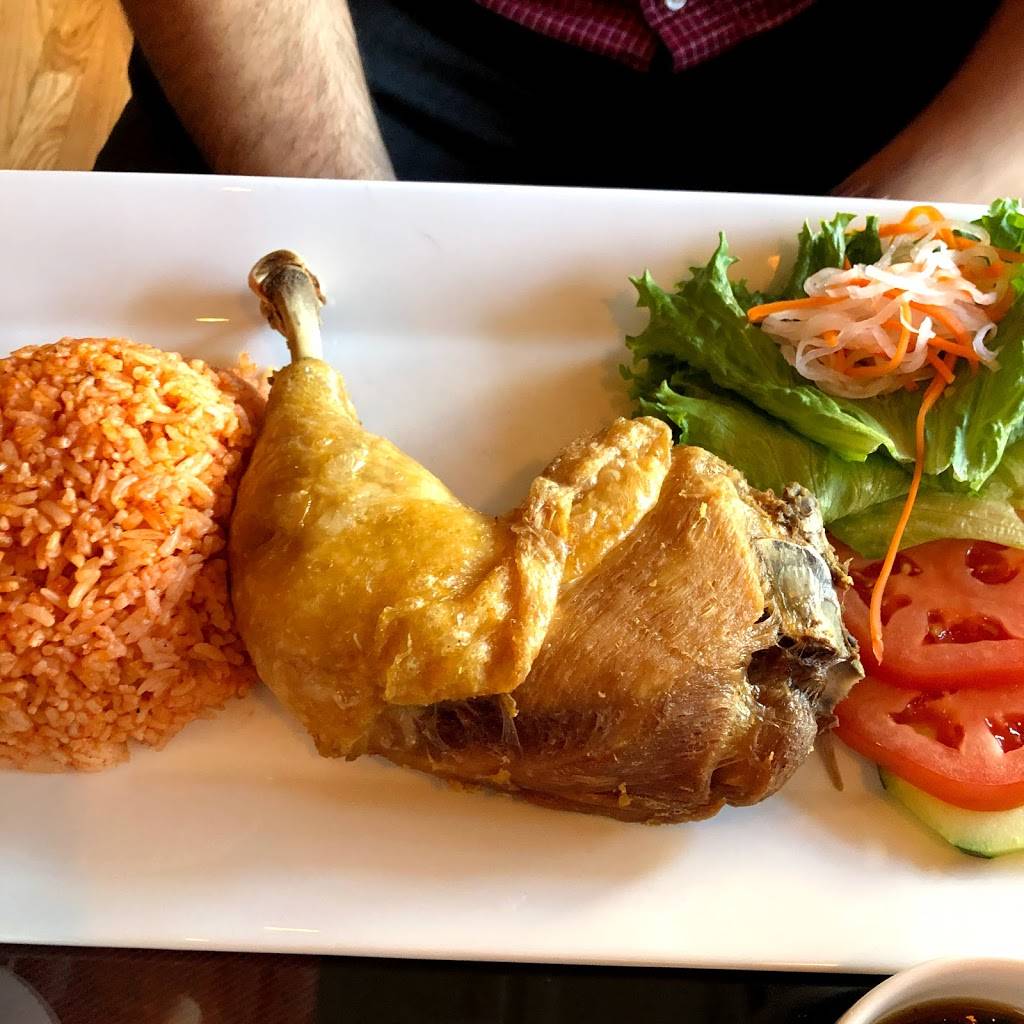 Pho Lucas | restaurant | 2915 W Cary St, Richmond, VA 23221, USA | 8042549588 OR +1 804-254-9588