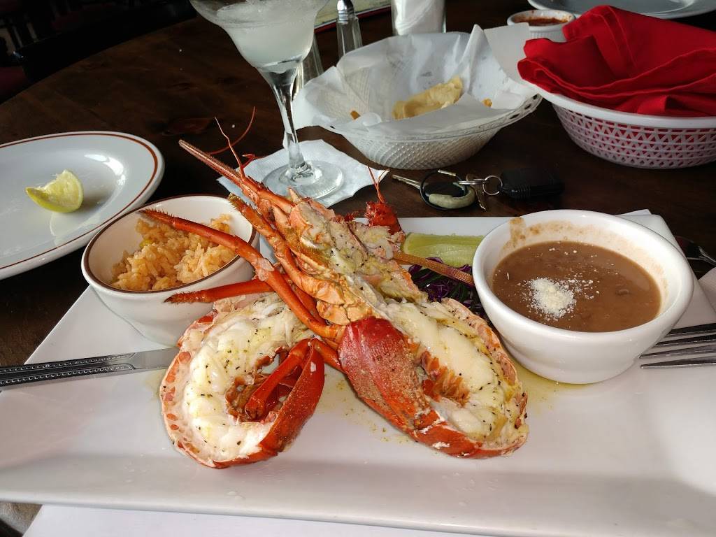 Rubens Restaurant | restaurant | Carretera Libre Tijuana-Ensenada km 43.5 Camino Vecinal El Pescador, 22711 Primo Tapia, B.C., Mexico | 016616132369 OR +52 661 613 2369