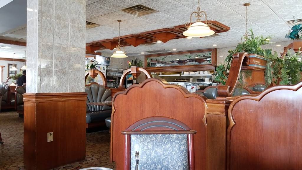 Blue Bay Restaurant | restaurant | 927 Main St, Mukwonago, WI 53149, USA | 2623638112 OR +1 262-363-8112