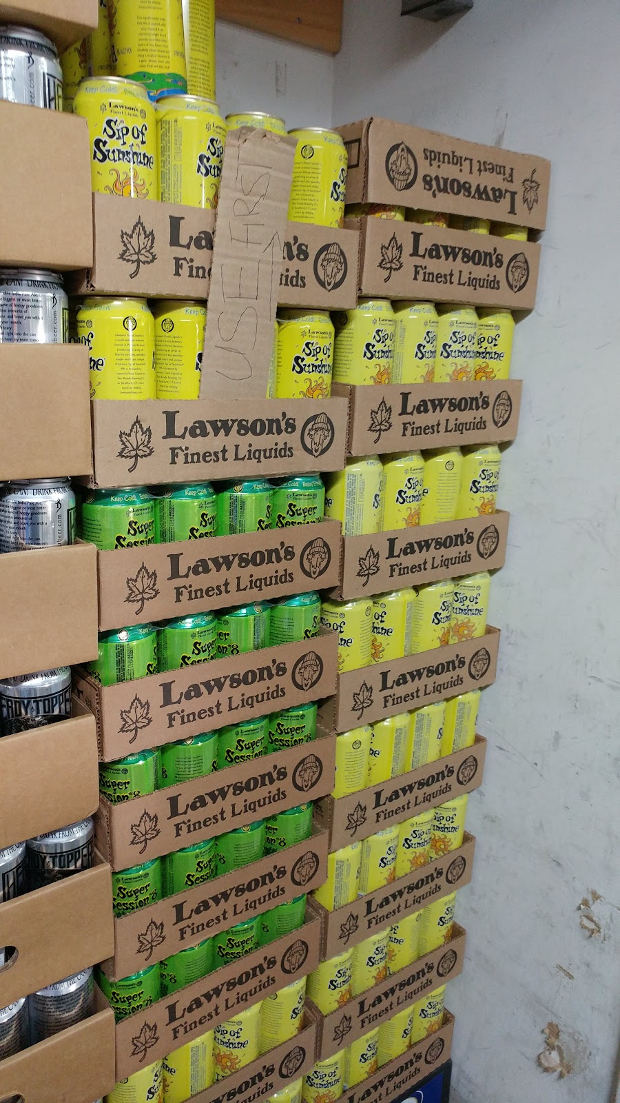 Morrisville Beverage | restaurant | 81 Bridge St, Morristown, VT 05661, USA | 8028883120 OR +1 802-888-3120