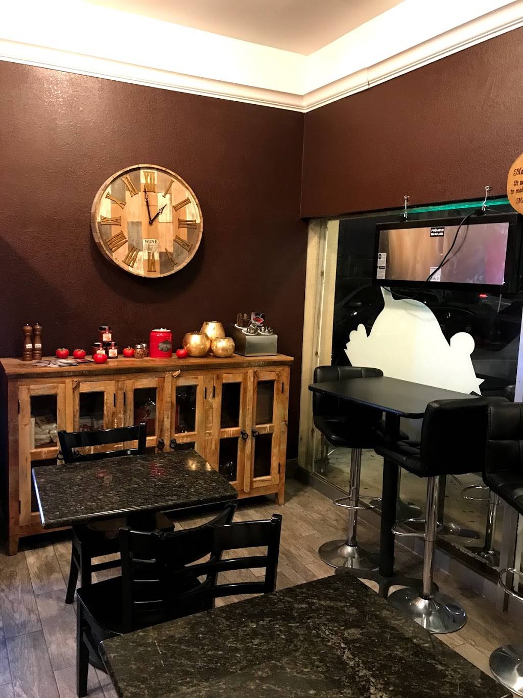 Matteos Pizza | restaurant | 1621 S Gaffey St, San Pedro, CA 90731, USA | 3109357979 OR +1 310-935-7979