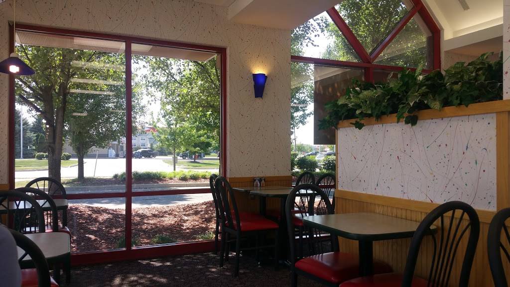 Arbys | restaurant | 103 Waterstradt Commerce Dr, Dundee, MI 48131, USA | 7345298170 OR +1 734-529-8170