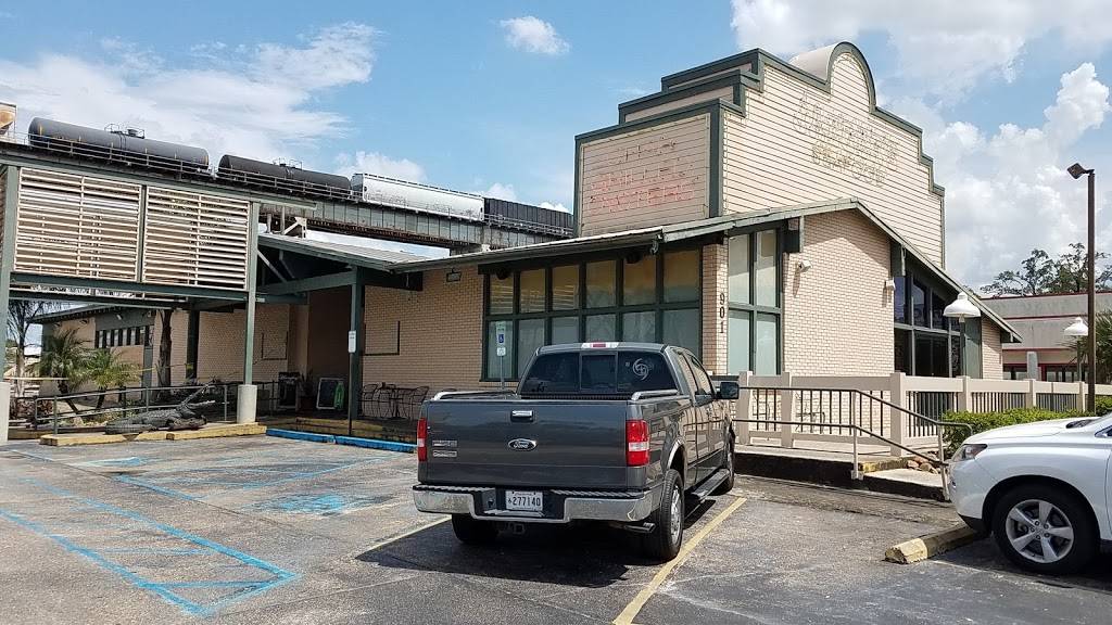 Jaegers Seafood and Oyster House | restaurant | 901 S Clearview Pkwy, Jefferson, LA 70121, USA | 5048182200 OR +1 504-818-2200