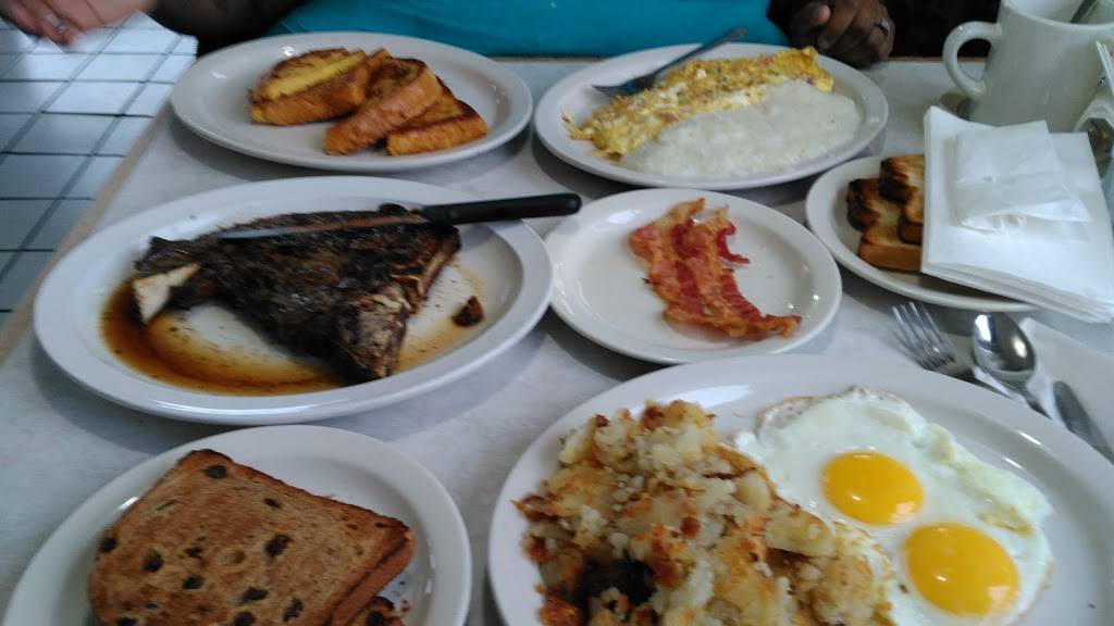 L & G Restaurant | restaurant | 2632 E 75th St, Chicago, IL 60649, USA | 7733743098 OR +1 773-374-3098