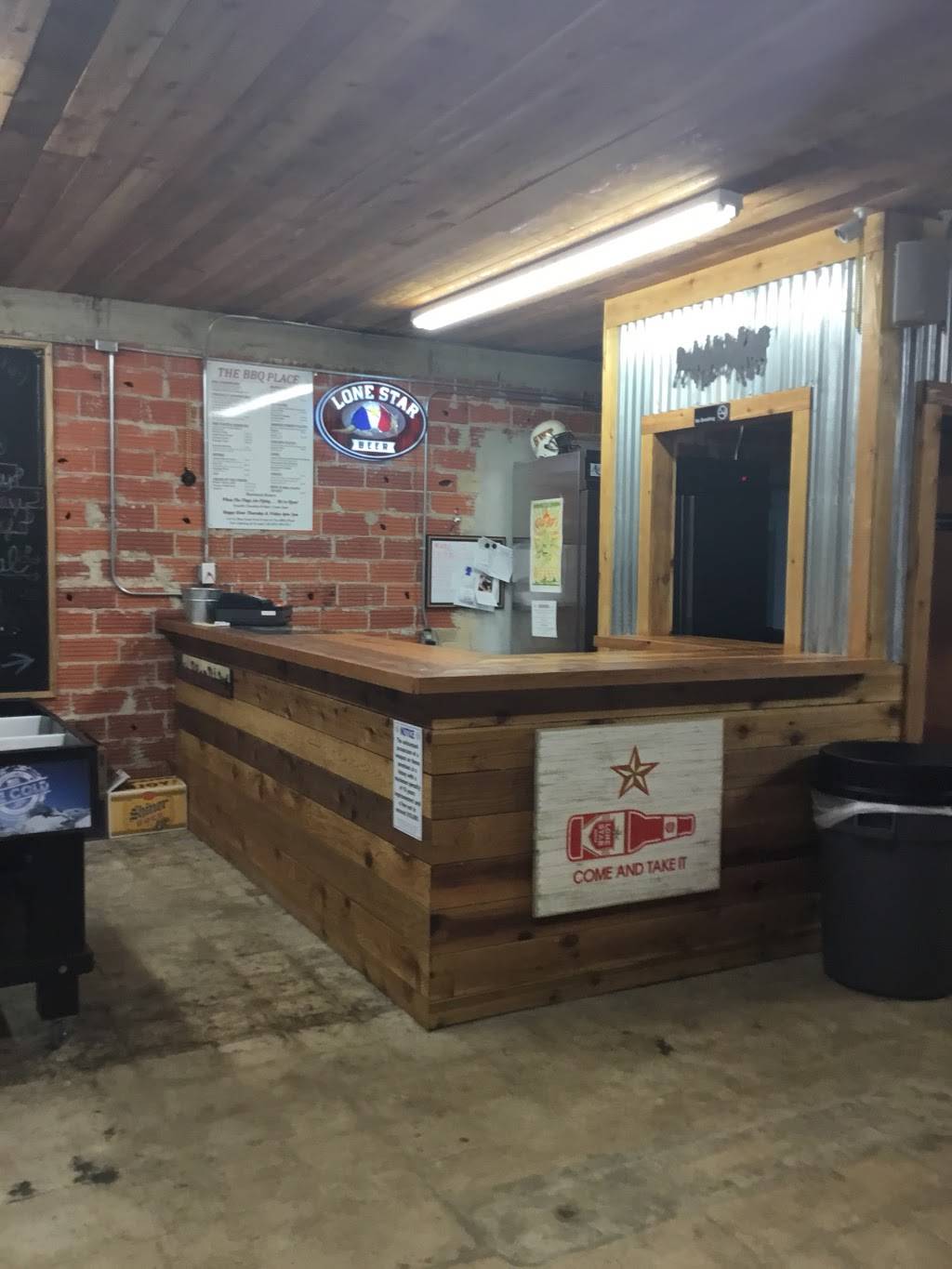 The BBQ Place | restaurant | 108 W Railroad St, El Campo, TX 77437, USA | 8324991517 OR +1 832-499-1517