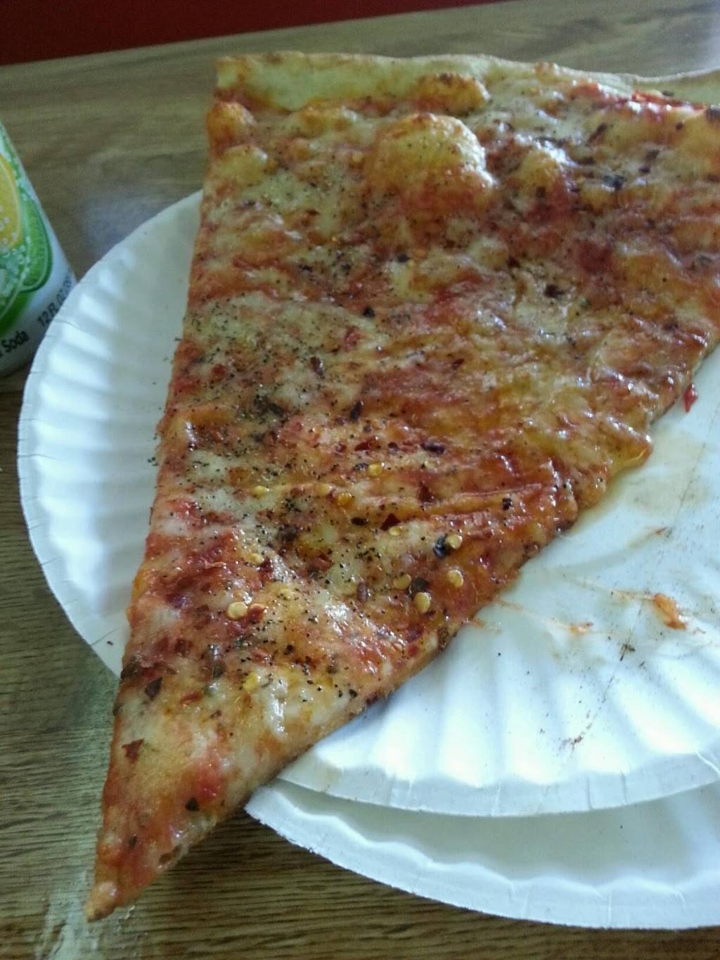 Joes Pizzeria | restaurant | 876 Broadway, Bayonne, NJ 07002, USA | 2014376677 OR +1 201-437-6677
