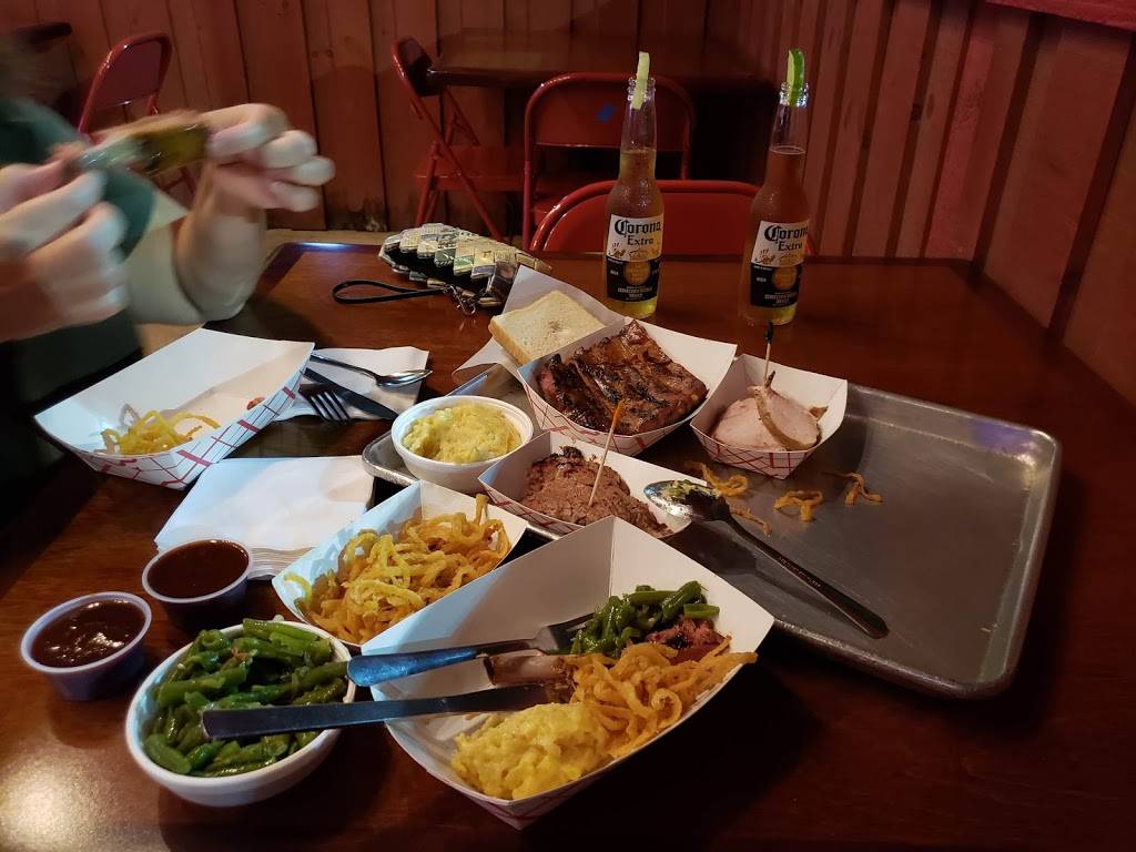 Babb Brothers BBQ & Blues | restaurant | 3015 Gulden Ln #105, Dallas, TX 75212, USA | 2147452224 OR +1 214-745-2224