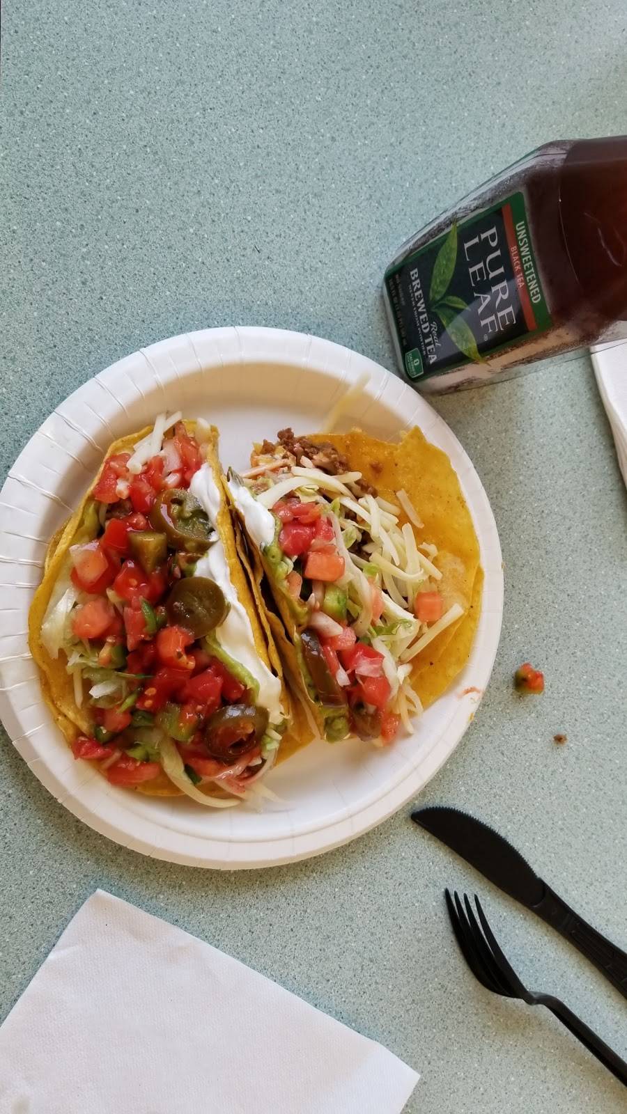 Ponchitos Taqueria | restaurant | 410 W Seneca Turnpike, Syracuse, NY 13207, USA | 3155655314 OR +1 315-565-5314