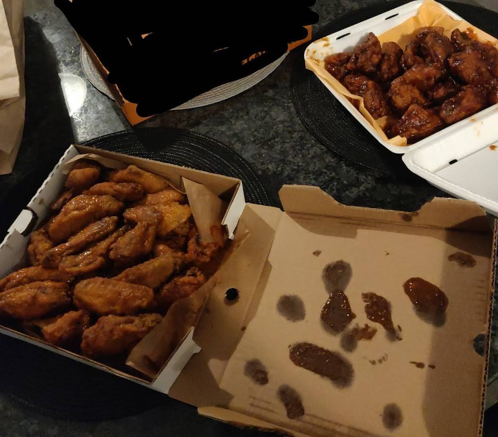 5 Alarm Wings | restaurant | 553 Upper Wentworth St, Hamilton, ON L9A 4T8, Canada | 9053855550 OR +1 905-385-5550