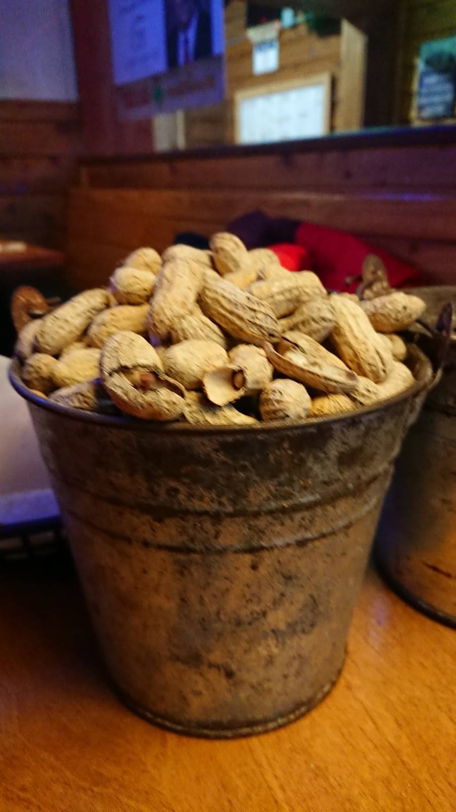 Texas Roadhouse | restaurant | 2780 Merchant Mile, Columbus, IN 47201, USA | 8123784632 OR +1 812-378-4632