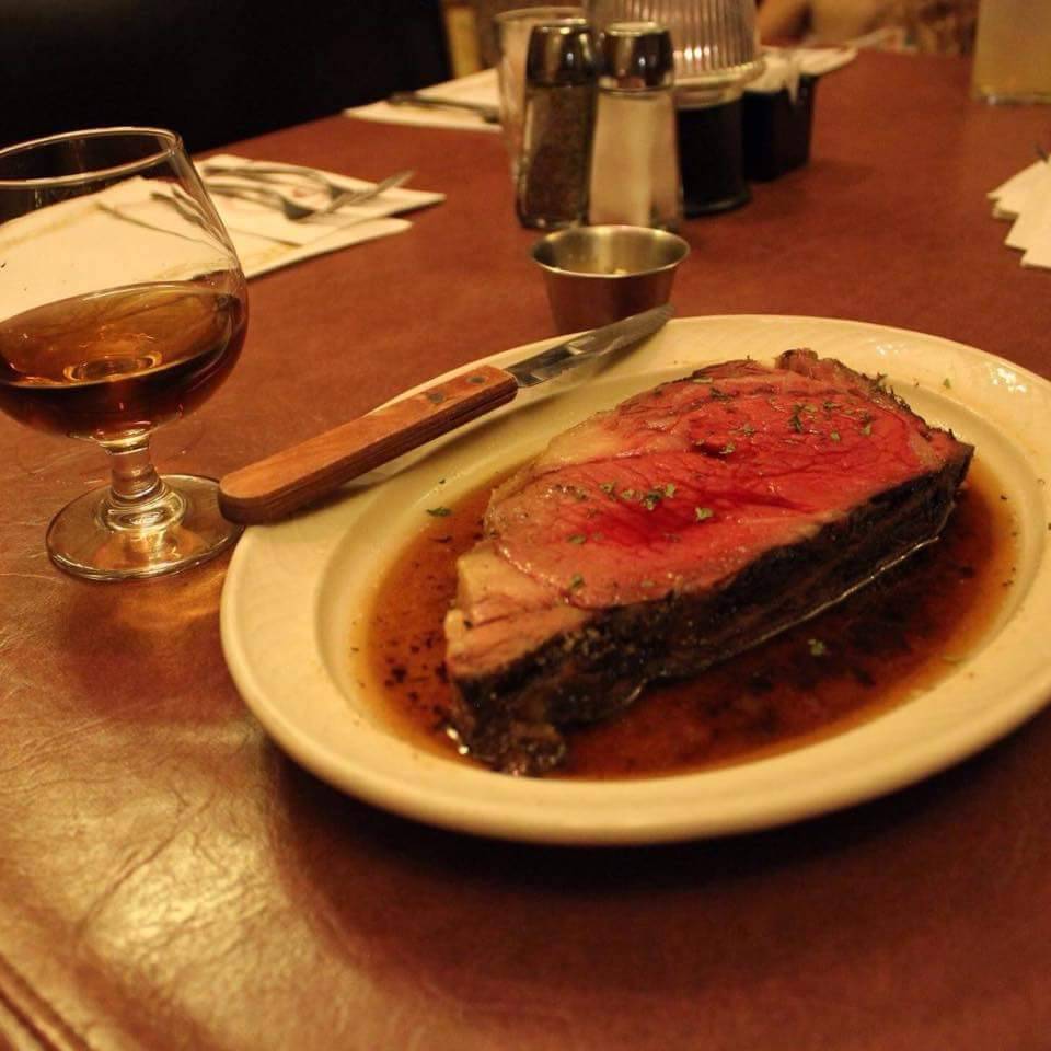 Pios Restaurant and Cocktail Lounge | restaurant | 403 1st Capitol Dr, St Charles, MO 63301, USA | 6369462522 OR +1 636-946-2522