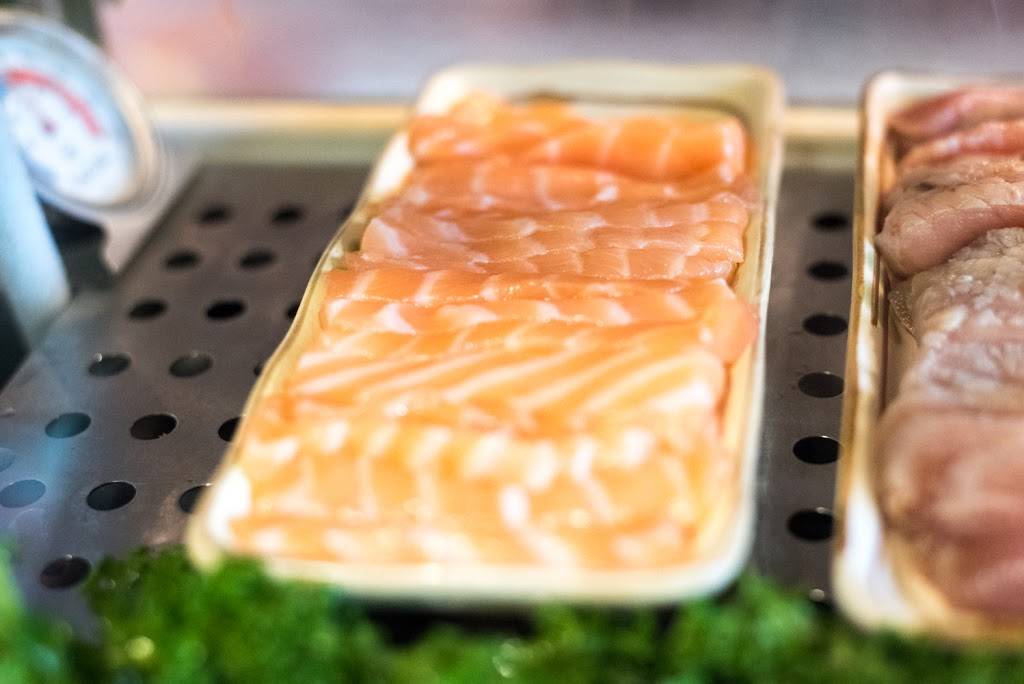 Sushi A Go Go | restaurant | 6333 W 3rd St #404, Los Angeles, CA 90036, USA | 3239307874 OR +1 323-930-7874