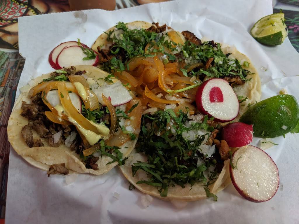 Tacos y Mariscos Lindo México | restaurant | 917B Gallatin Pike S, Madison, TN 37115, USA | 6158652646 OR +1 615-865-2646