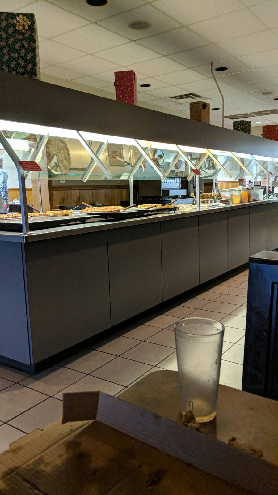 Village Inn Pizza Westpark Shopping Center | restaurant | 3233 Taylorsville Hwy, Statesville, NC 28677, USA | 7048731101 OR +1 704-873-1101