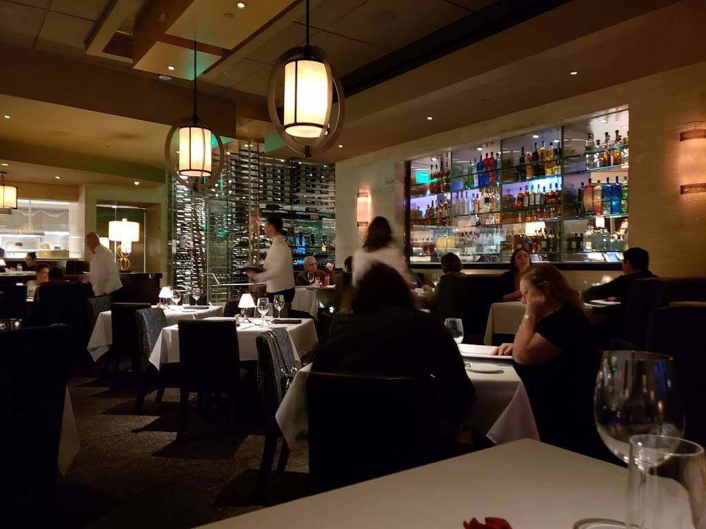 Eddie Vs Prime Seafood | restaurant | 670 W Dekalb Pike, King of Prussia, PA 19406, USA | 6103377823 OR +1 610-337-7823